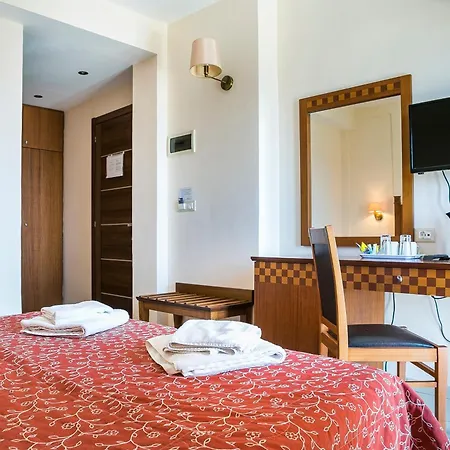 Ξενοδοχείο Lassi 3*