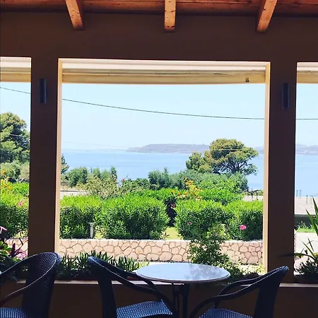 Ξενοδοχείο Lassi 3*