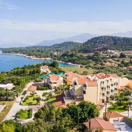 Ξενοδοχείο Lassi 3*